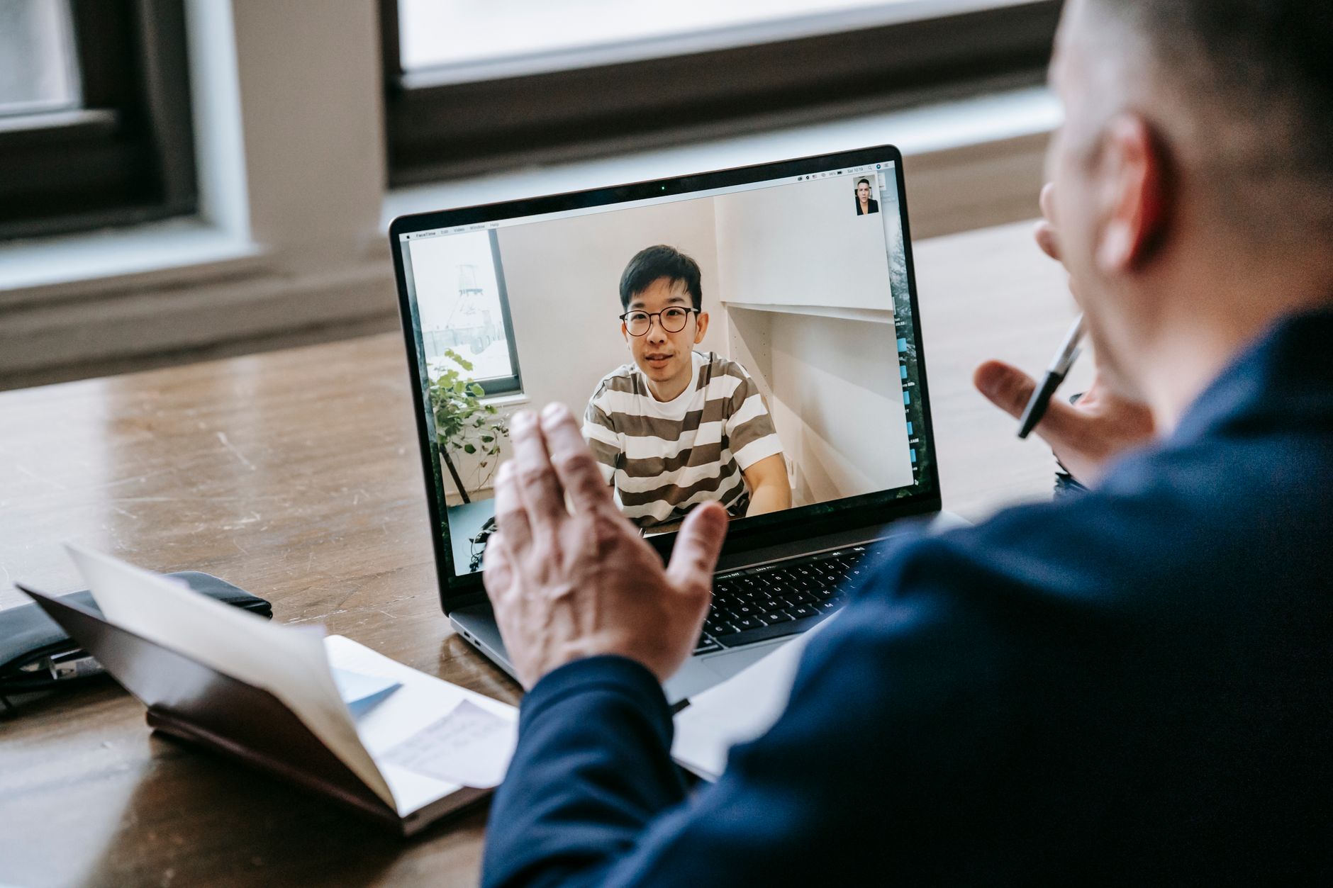 One-on-one executive AI coaching session